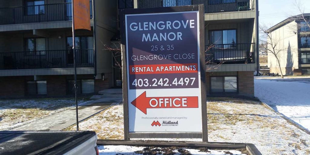 Outdoor sign for the Glengrove Manor apartments, made by Summit Signs and Design